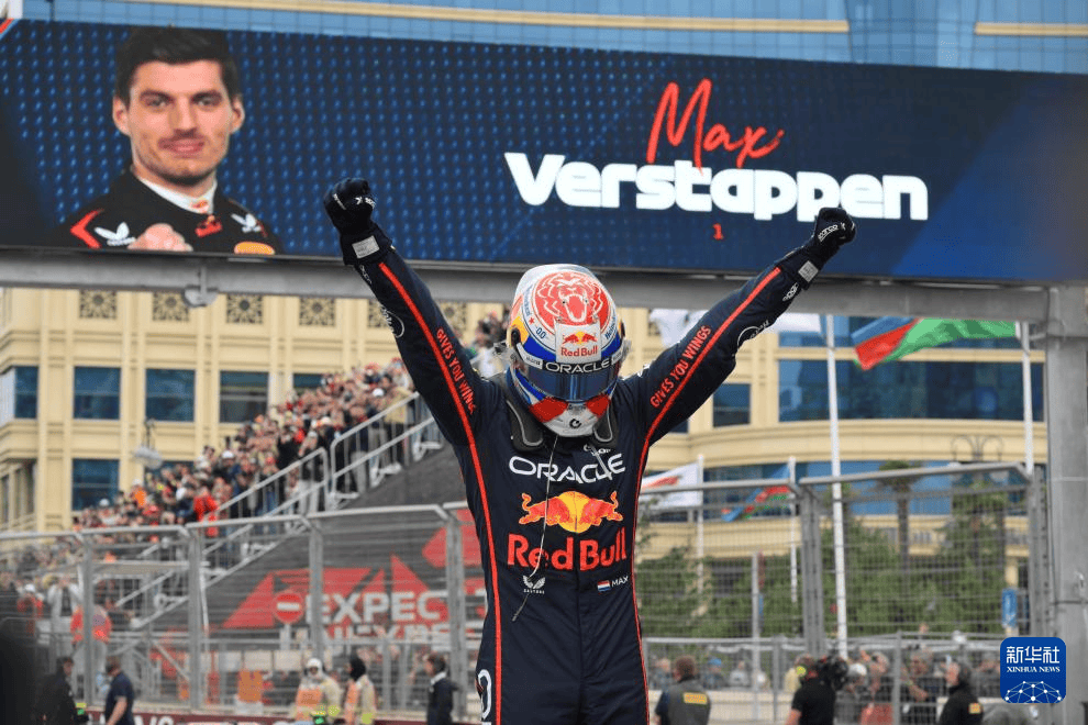 爱游戏娱乐-红牛车队横扫红牛二队，拉塞尔刷新纪录