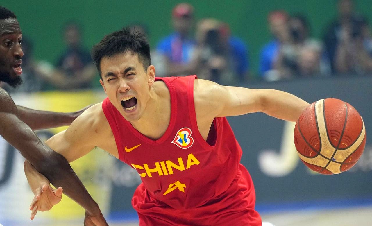 爱游戏大厅-上海队逆转北京队，赵继伟惊艳四座